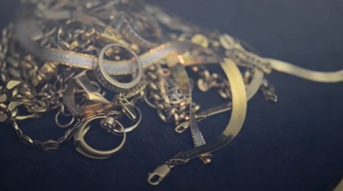 Get your gold tested on-site for precise purity and weight.