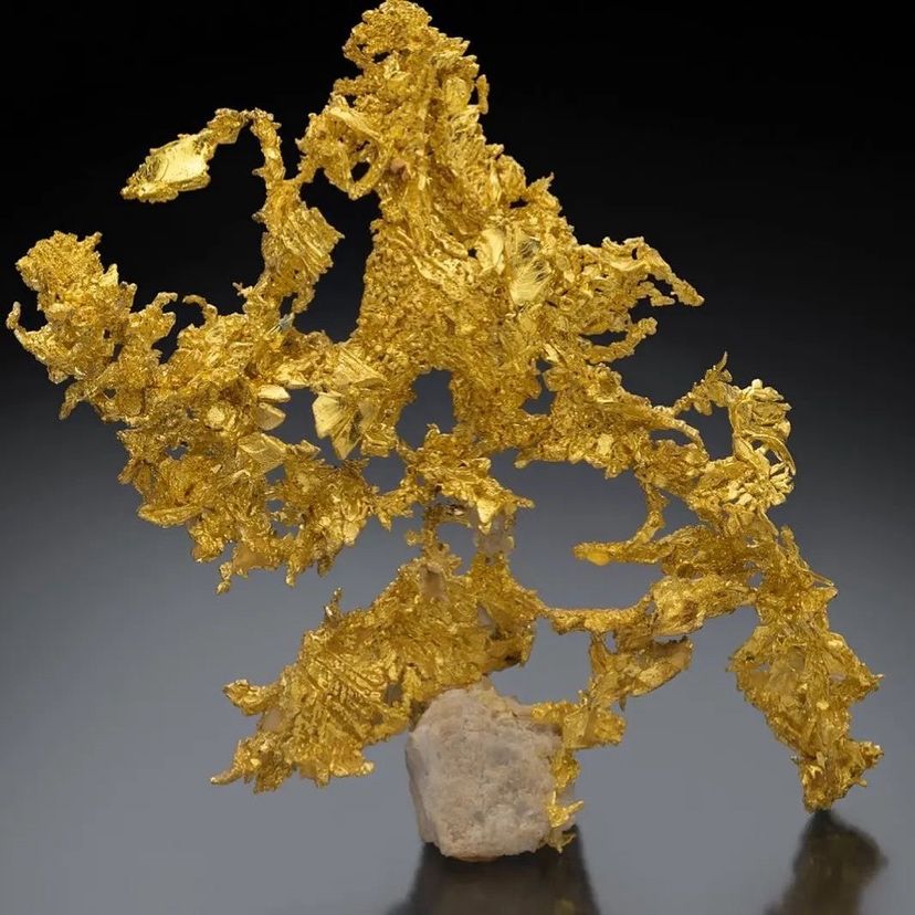 Trustworthy Gold Buyer
